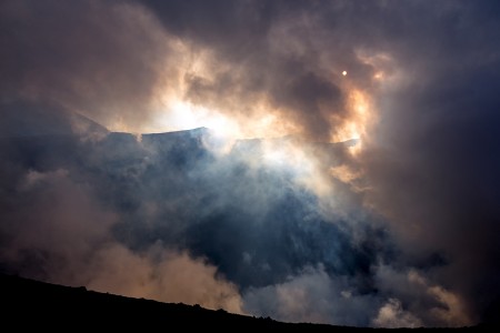 On the cliff of volcano Tavurvur